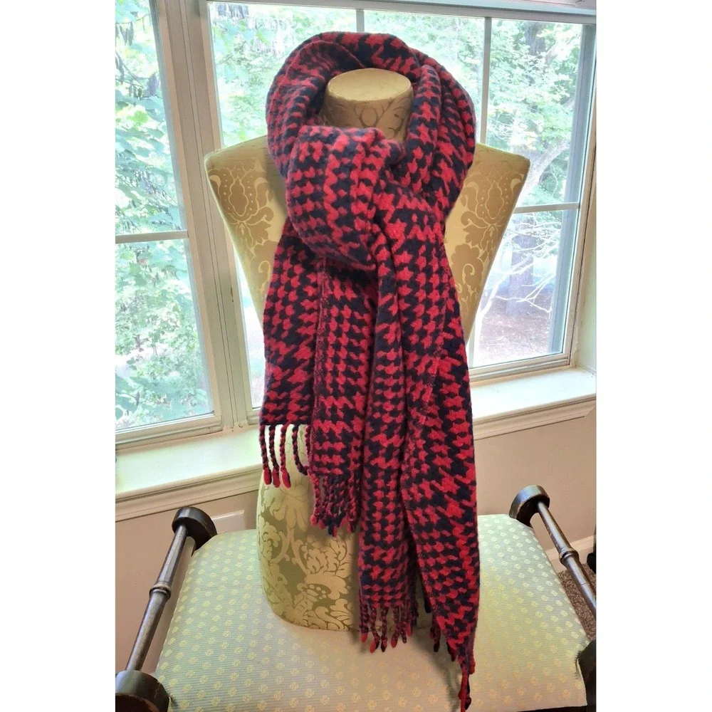 Lands End Wool Red Navy Houndstooth Scarf W/Fringe Unisex Fall Cottagecore